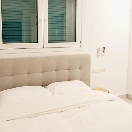 Villa Bluevera Sandy Beachfront Villa-aidipsos Bay *