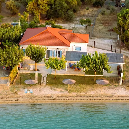 别墅 Bluevera Seafront Villa-aidipsos Bay